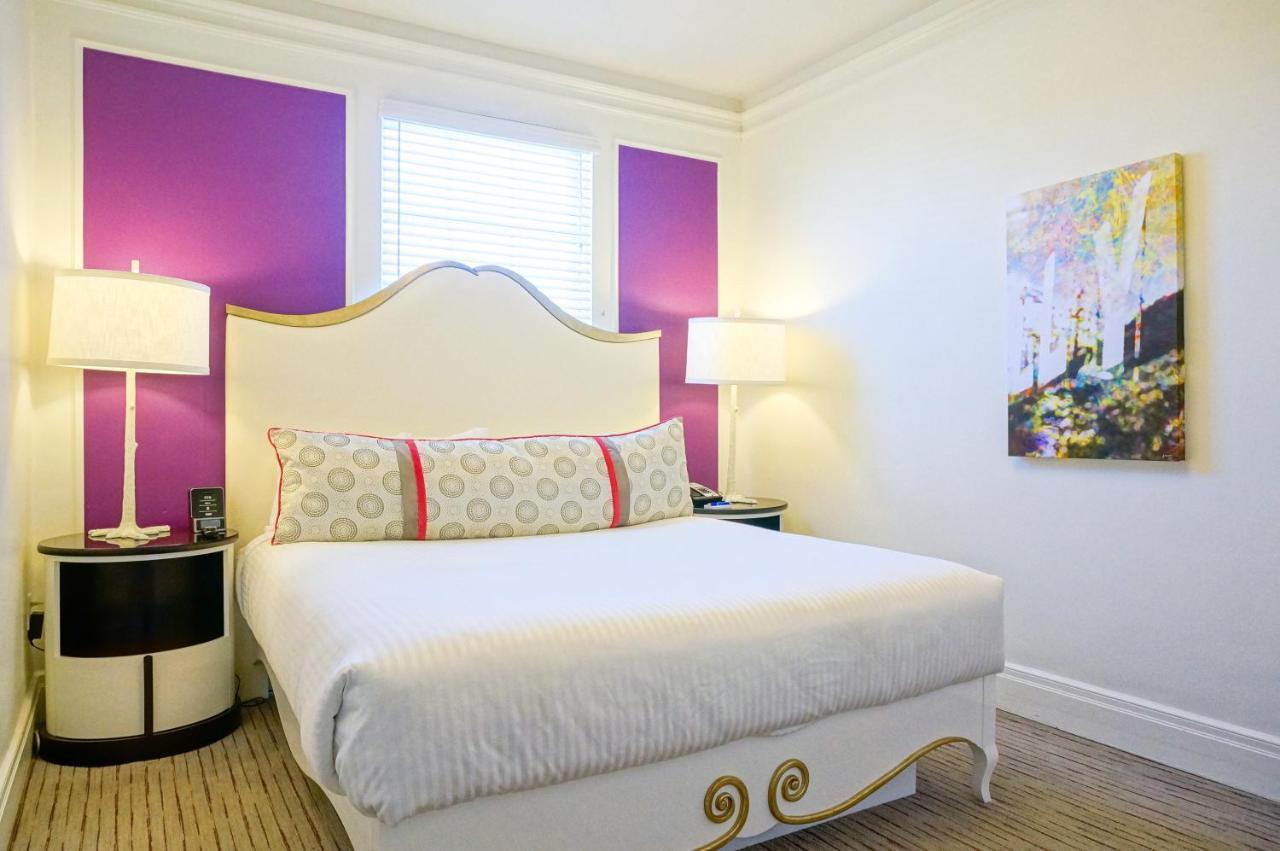 Inn At The Park San Diego Room photo
