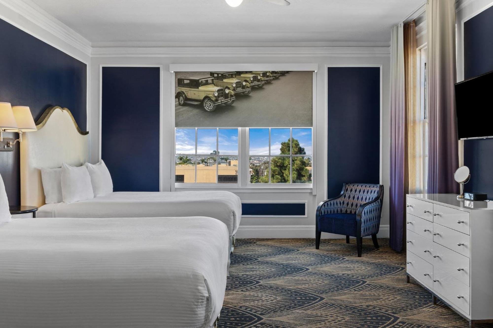 Inn At The Park San Diego Exterior photo
